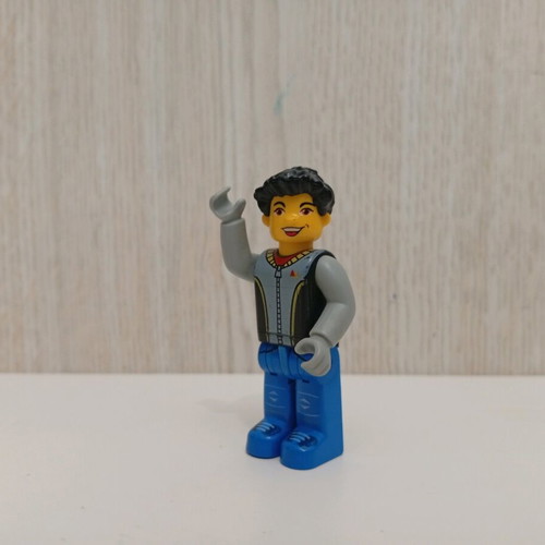 Lego Creator Max Minifigure 2001 used