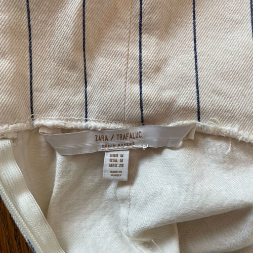 Zara denim short jumpsuit like new, beige with blue stripes, size M