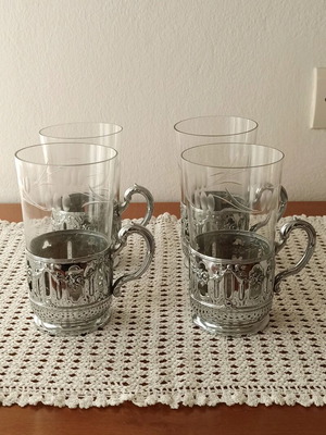 Set of vintage Art Nouveau 1960 glass holders with glasses like new
