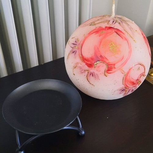 Candle like new with floral design