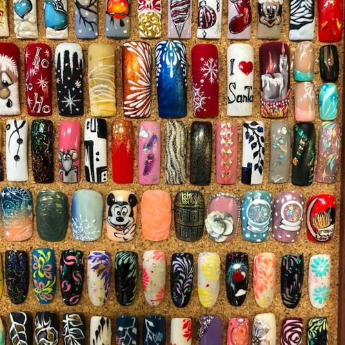 Nail design display board with 313 tips, 30x40 cm