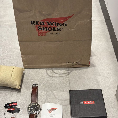 Red Wing Timex Watch like new, unisex, brown leather strap