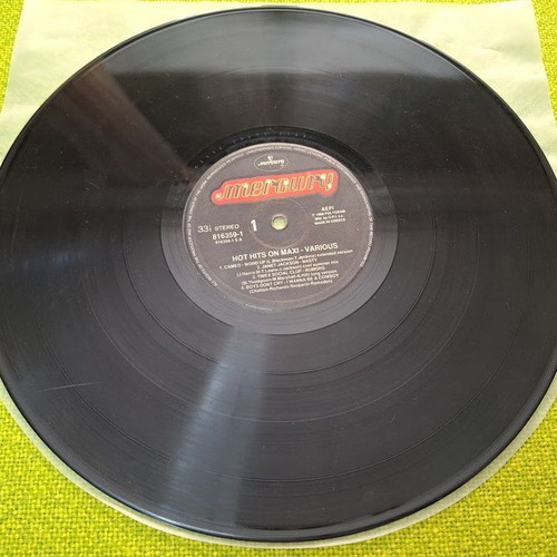 Hot Hits On Maxi LP μεταχειρισμένο, R&B Soul Various Artists