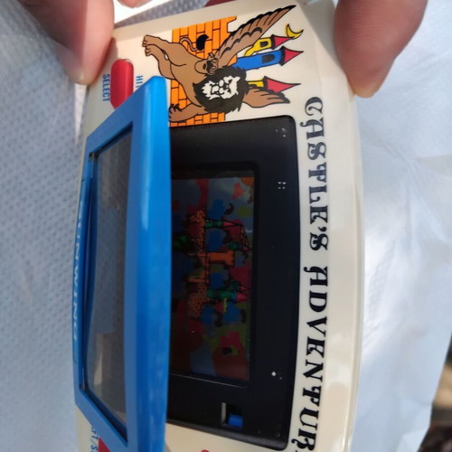 Sunwing Castle Adventure Game & Watch σε πολύ καλή κατάσταση