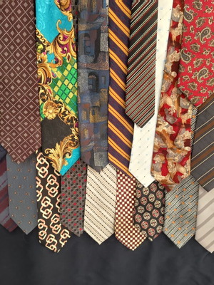 Ties pack of 20 used, colorful, silk and branded