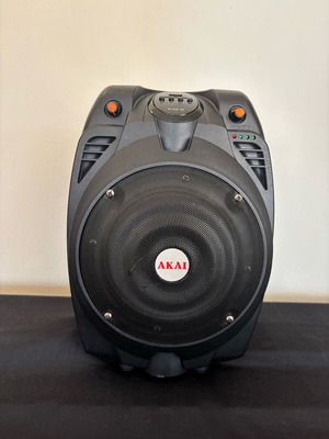 Akai speaker used with charging cable