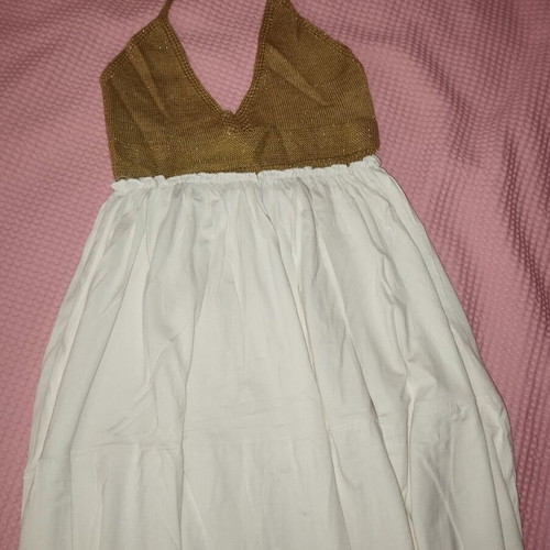 Dress white with gold bust like new, sizes M/L