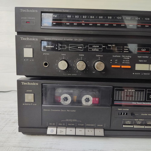Technics 3-Component Vintage Stereo System SA-Z50 RS-D250