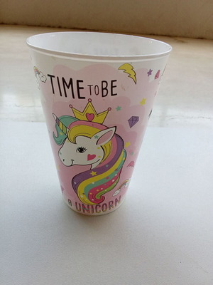 Plastic unicorn cup like new
