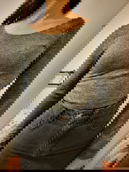 Crop top Tally Weijl με ανοιχτή πλάτη σε γκρι χρώμα