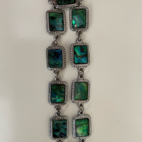 Women's emerald bracelet new with green stones