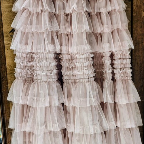 Tulle skirt one size like new, beige-pink