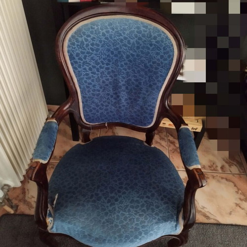 Vintage armchairs used, need restoration, set of two