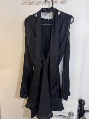 Multifunctional black dress like new, size S