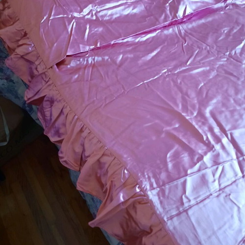 Satin couvre lit used, width 1.63 m length 2.24 m