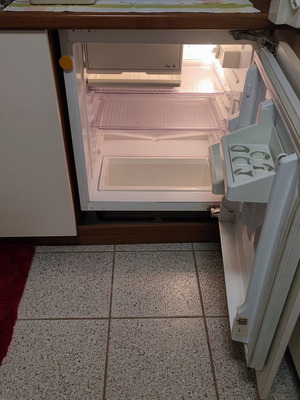 Ariston Built-in Under Counter Refrigerator like new