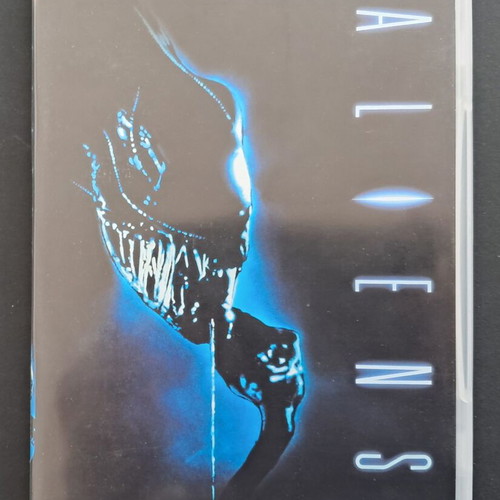 Aliens DVD like new, action sci-fi thriller