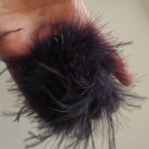 Women's brooch with dark gray feathers new