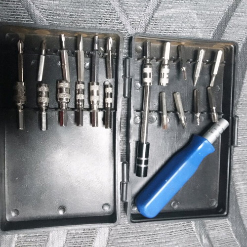Screwdriver set for high jobs magnetic, 22 pieces like new