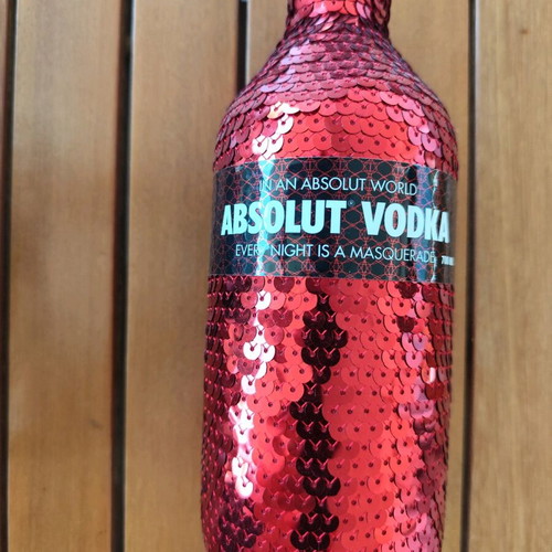 Absolut Masquerade collectible bottle in case like new