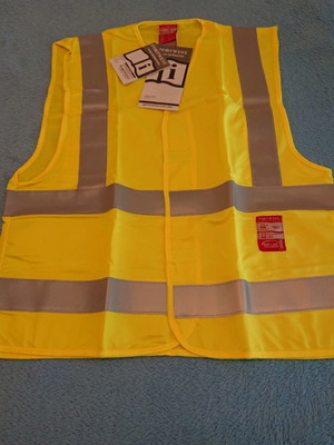 Portwest reflective vest new, flame retardant, size Small/Medium