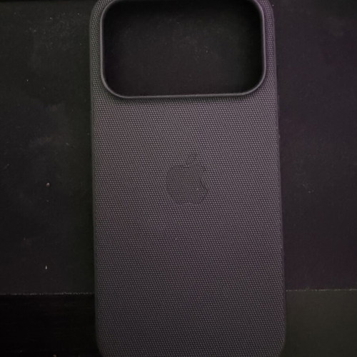Techwoven Apple case for iPhone 17 Pro like new