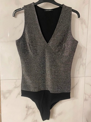 Bodysuit like new with silver rhinestones, size S