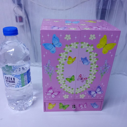 Children's musical jewelry box wardrobe, pink with butterflies