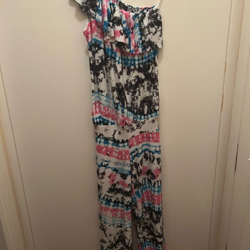 One-piece jumpsuit like new, fits S/M