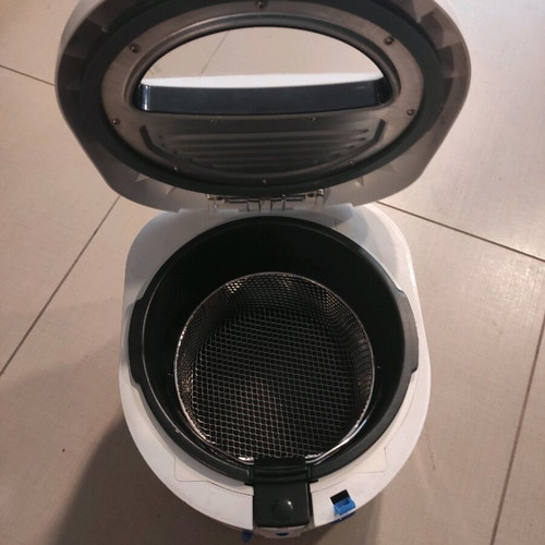 D&P Electric fryer used with removable basket