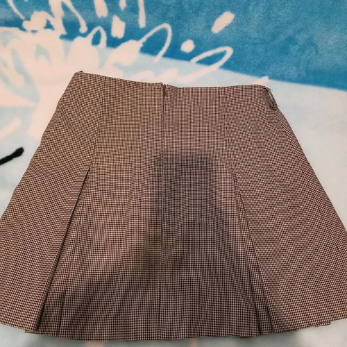 Lussile short winter skirt like new, black and beige, sizes L-XL