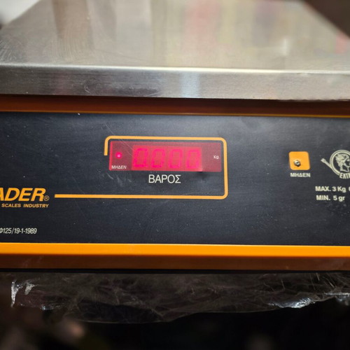 Loader electronic bench scale 3kg used, collectible ELTA logo