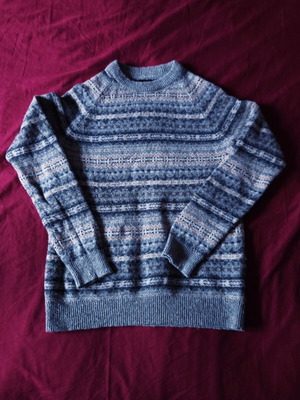 H&M wool sweater size Small like new, nordic style