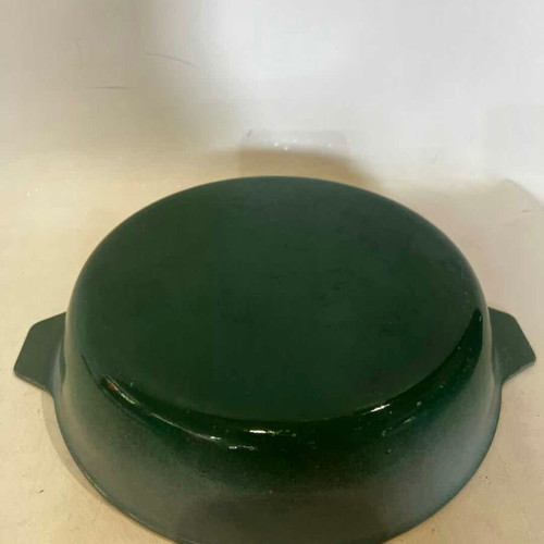 Cookware with enamel coating and handles used, 5x27x23 cm