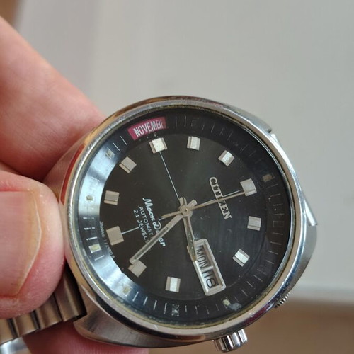 Citizen Moon Dater mechanical watch 1980