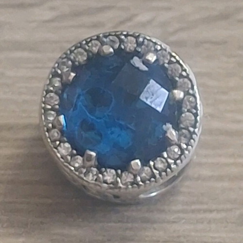 Charm for bracelets with blue crystal and zircon stones like new