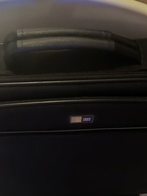 Βαλίτσα για laptop έως 17 ίντσες σαν καινούργιο, μαύρο