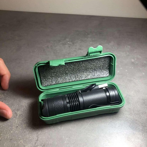 Pocket flashlight rechargeable with 4 modes excellent condition