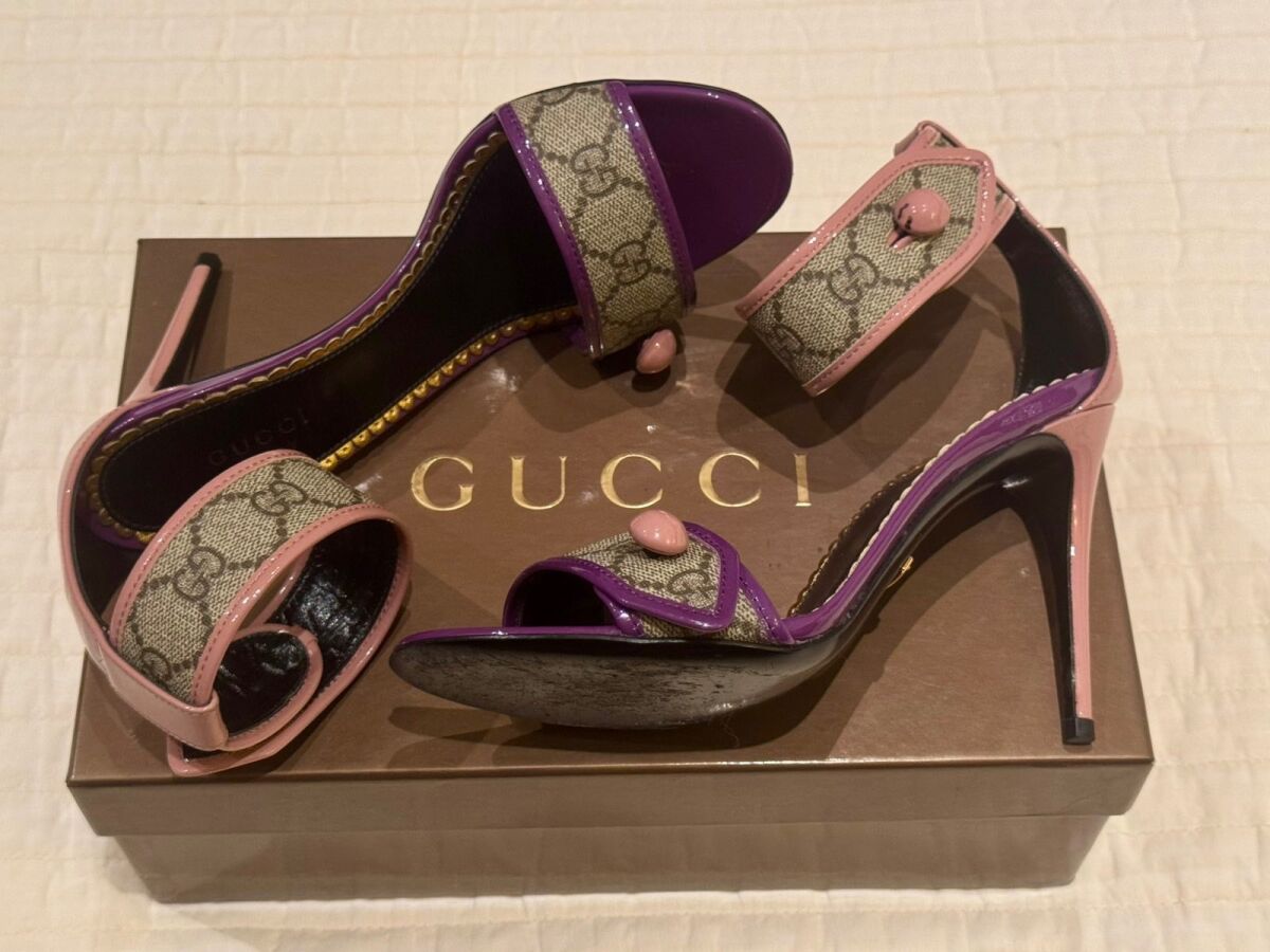 Gucci Harleth GG Supreme Sandals like… - € 420,00 - Vendora.cy