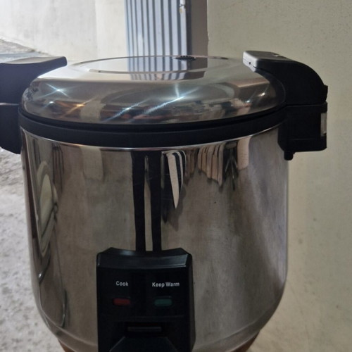Rice cooker 8lt used, professional