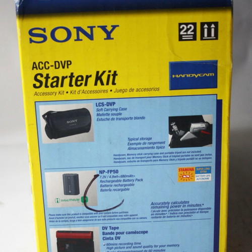 Sony Starter Accessory Kit ACC DVP Handycam με μπαταρία NP FP50 και Mini DV ταινία