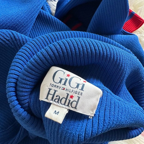 Tommy Hilfiger x Gigi Hadid blue turtleneck sweater like new, size M