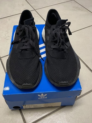 Adidas POD S3.1 black size 41.5 sneakers like new