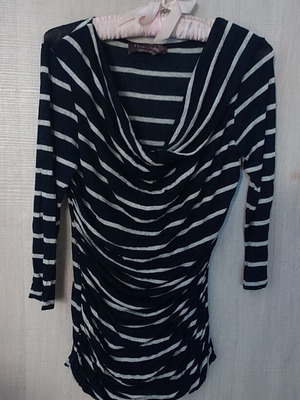 Phase Eight blouse size S/M like new, blue and white