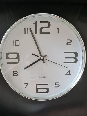 Quartz wall clock used, 30cm diameter, analog