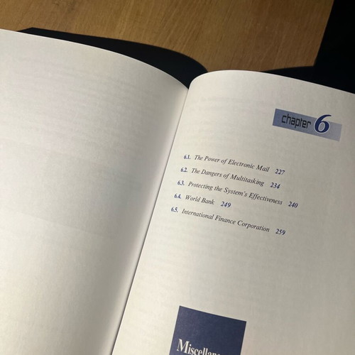 Business English book like new for economics students