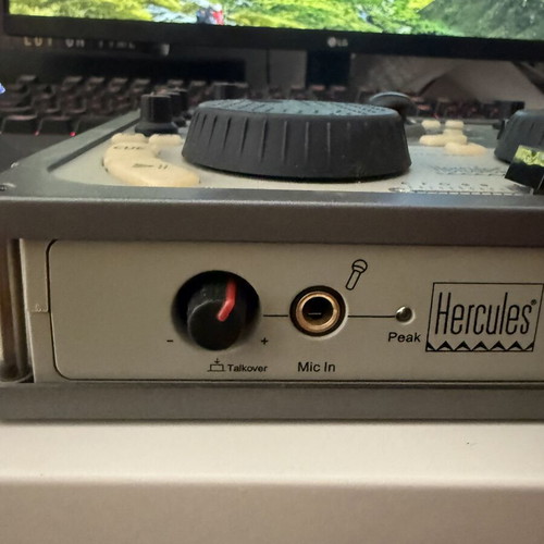 Hercules DJ Console MK2 used USB DJ controller and audio interface