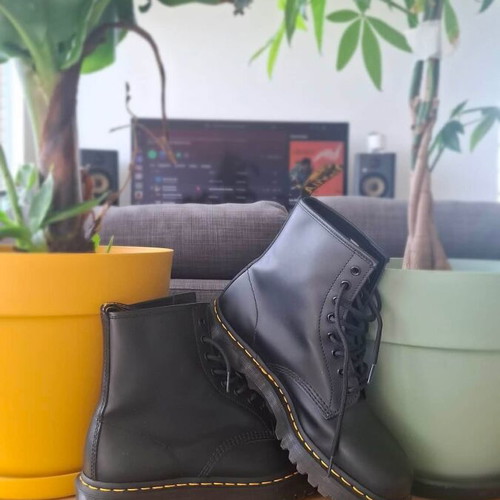 Dr. Martens 1460 Bex δερμάτινες μπότες καινούργιες, νούμερο 45, μαύρες