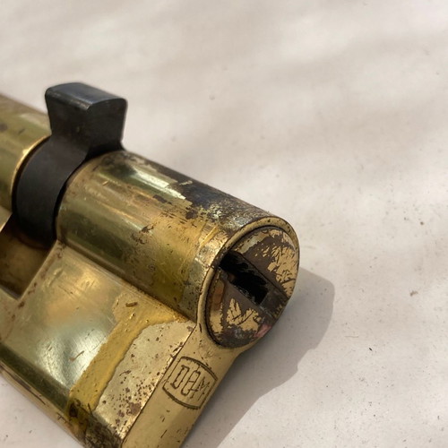 Security lock used, functional, with one key