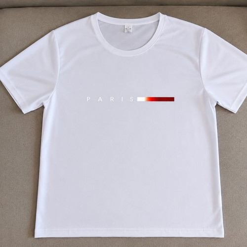 T shirt Medium polyester like new